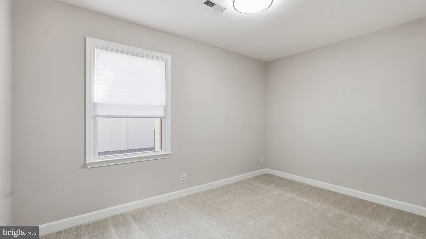 619 Madison Court photo 14