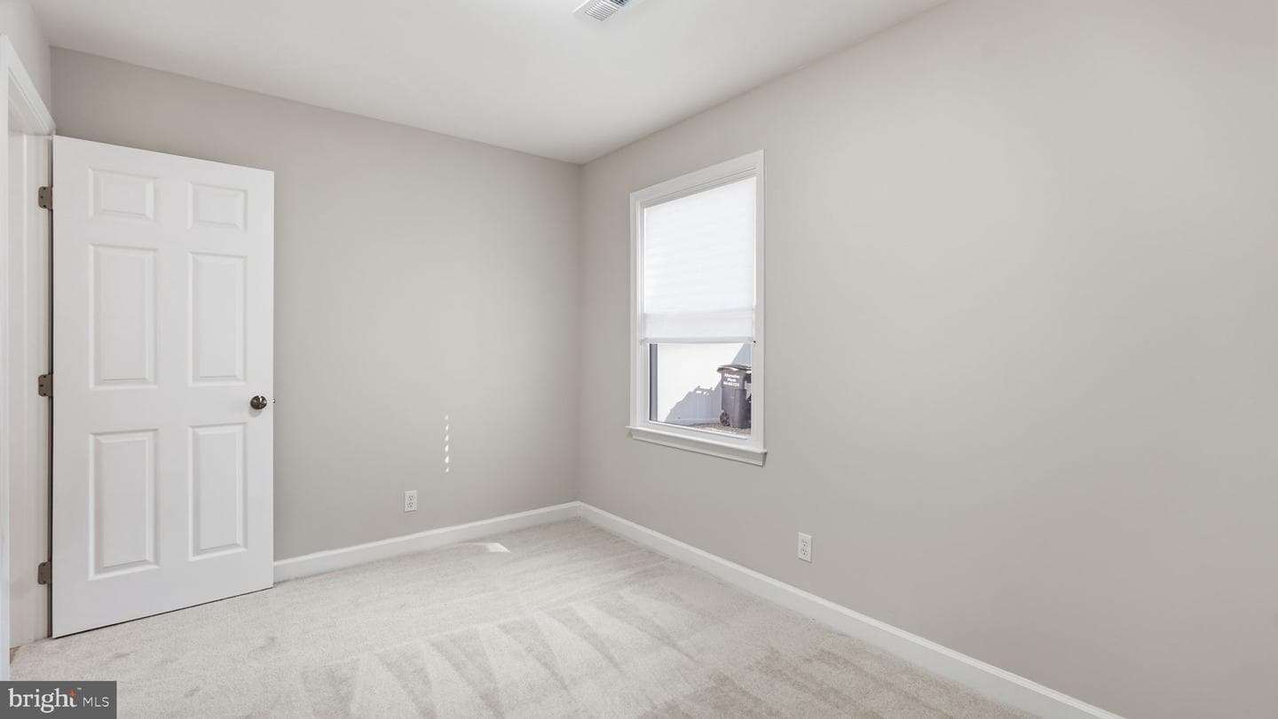 619 Madison Court photo 15