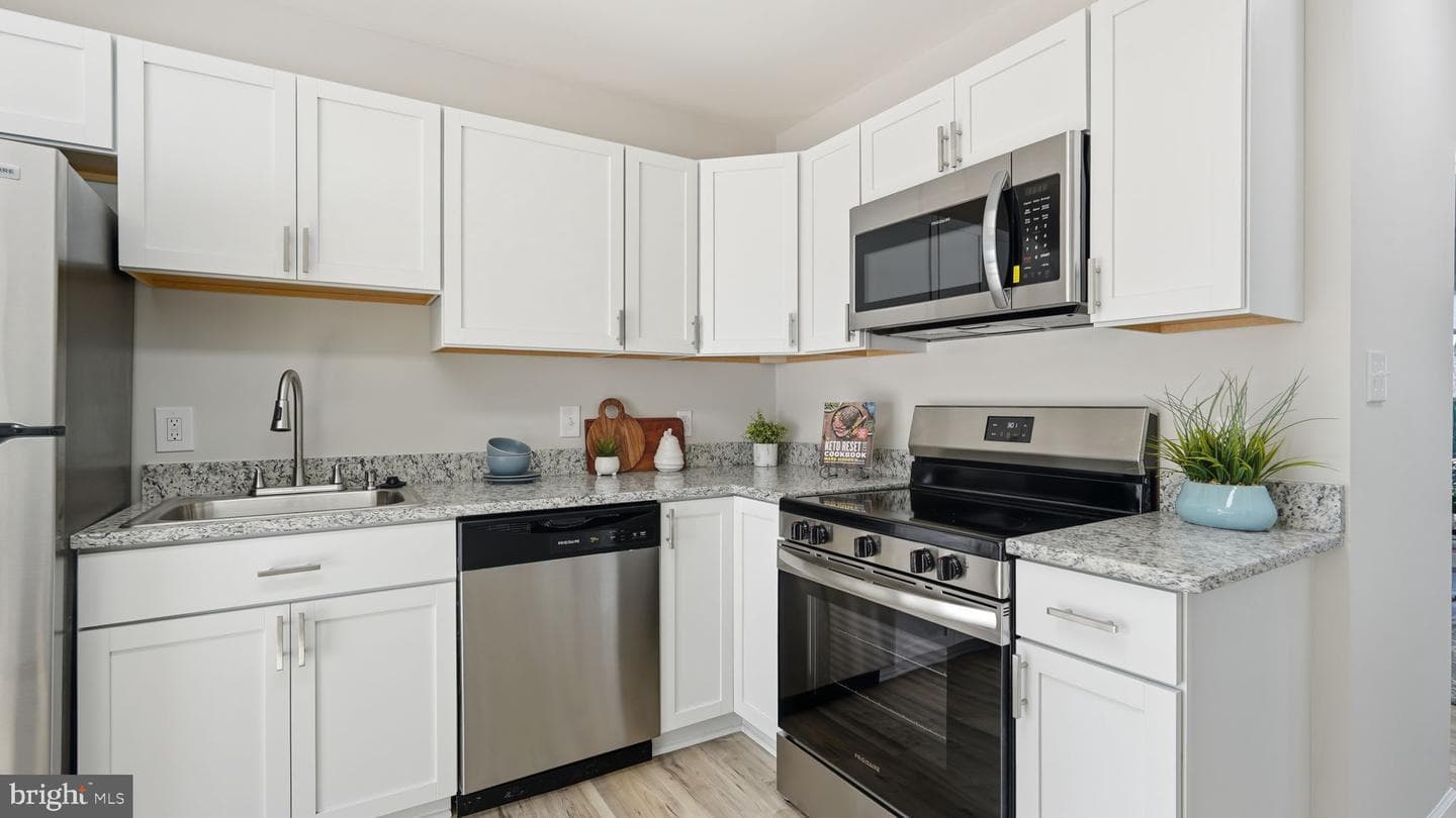 619 Madison Court photo 6