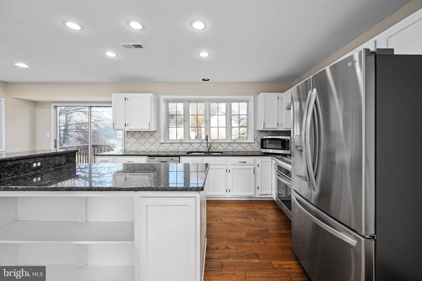 141 Northampton Boulevard photo 30