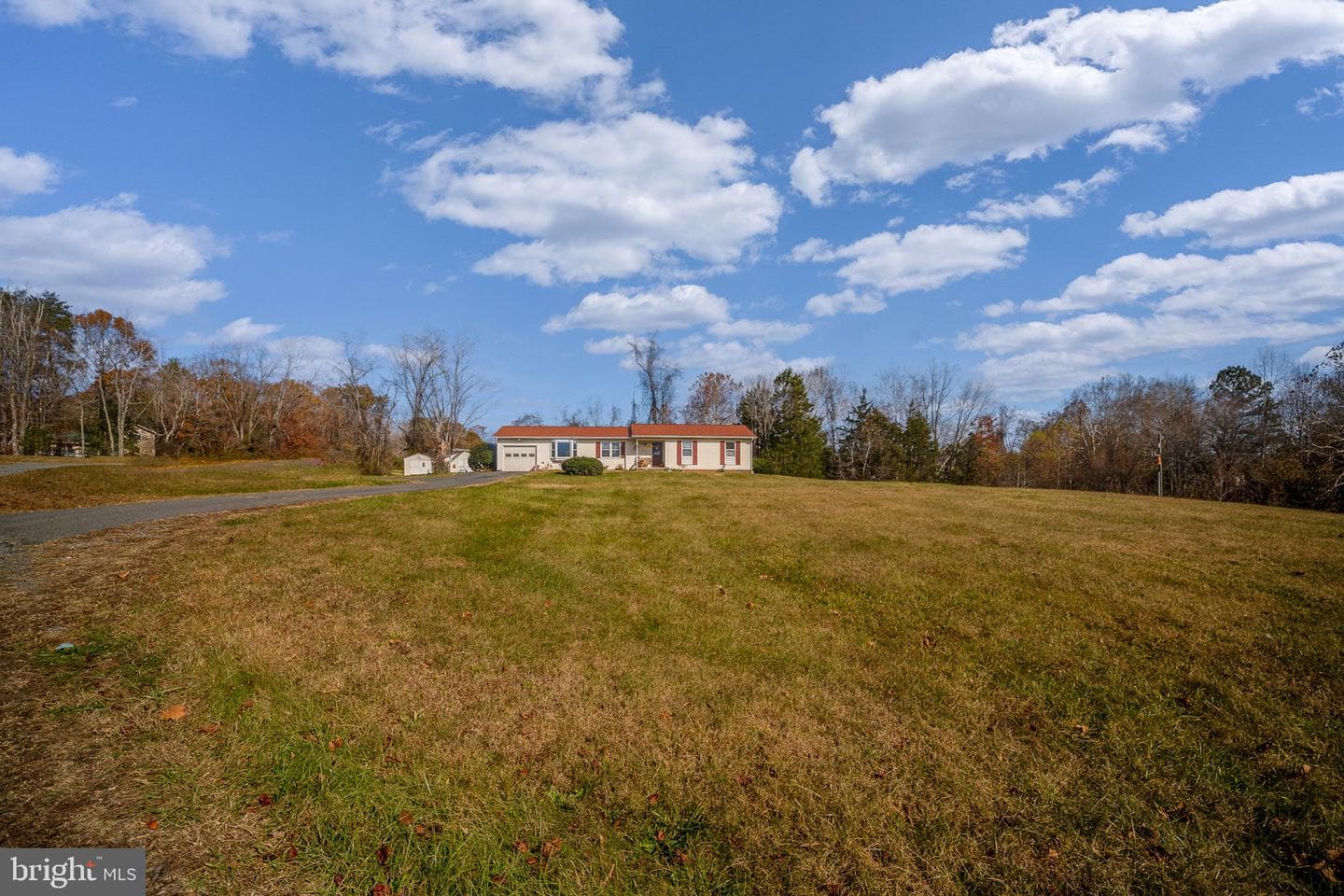 22 Leslie Drive photo 50