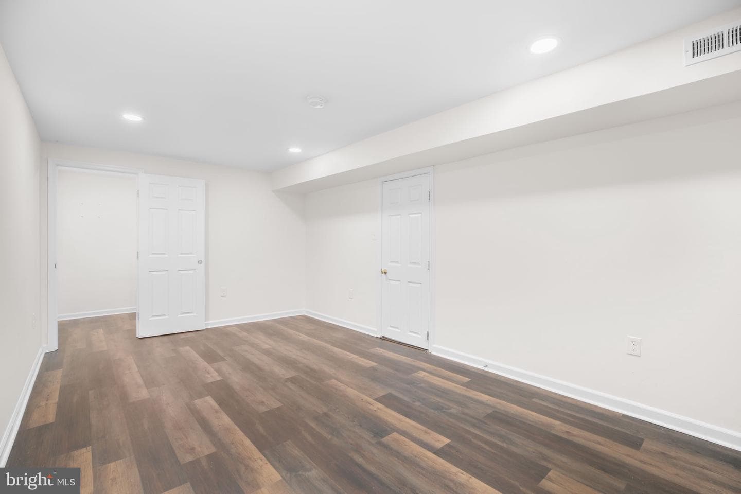 1701 Rogers Street photo 25