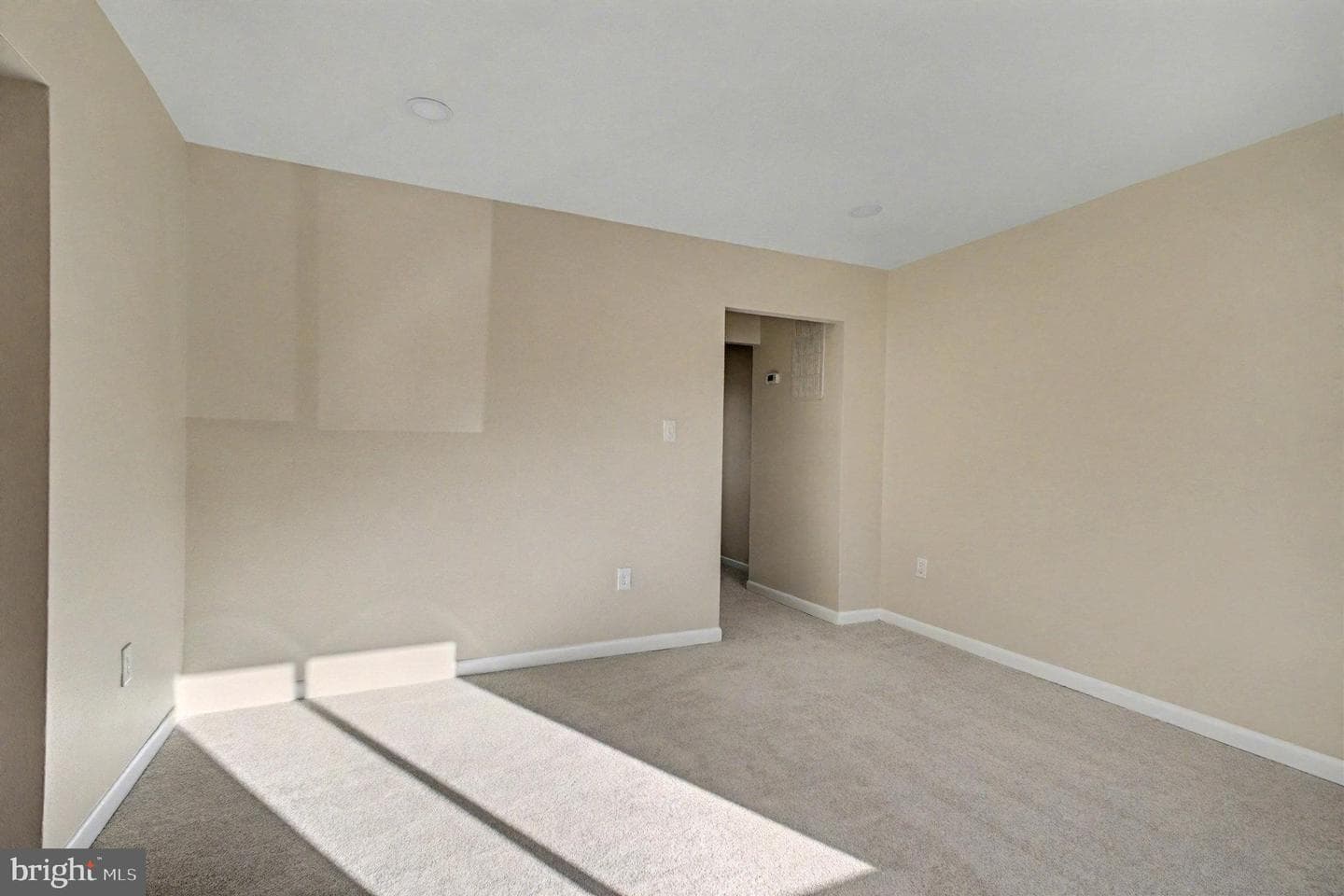 16 Wayside Court photo 5