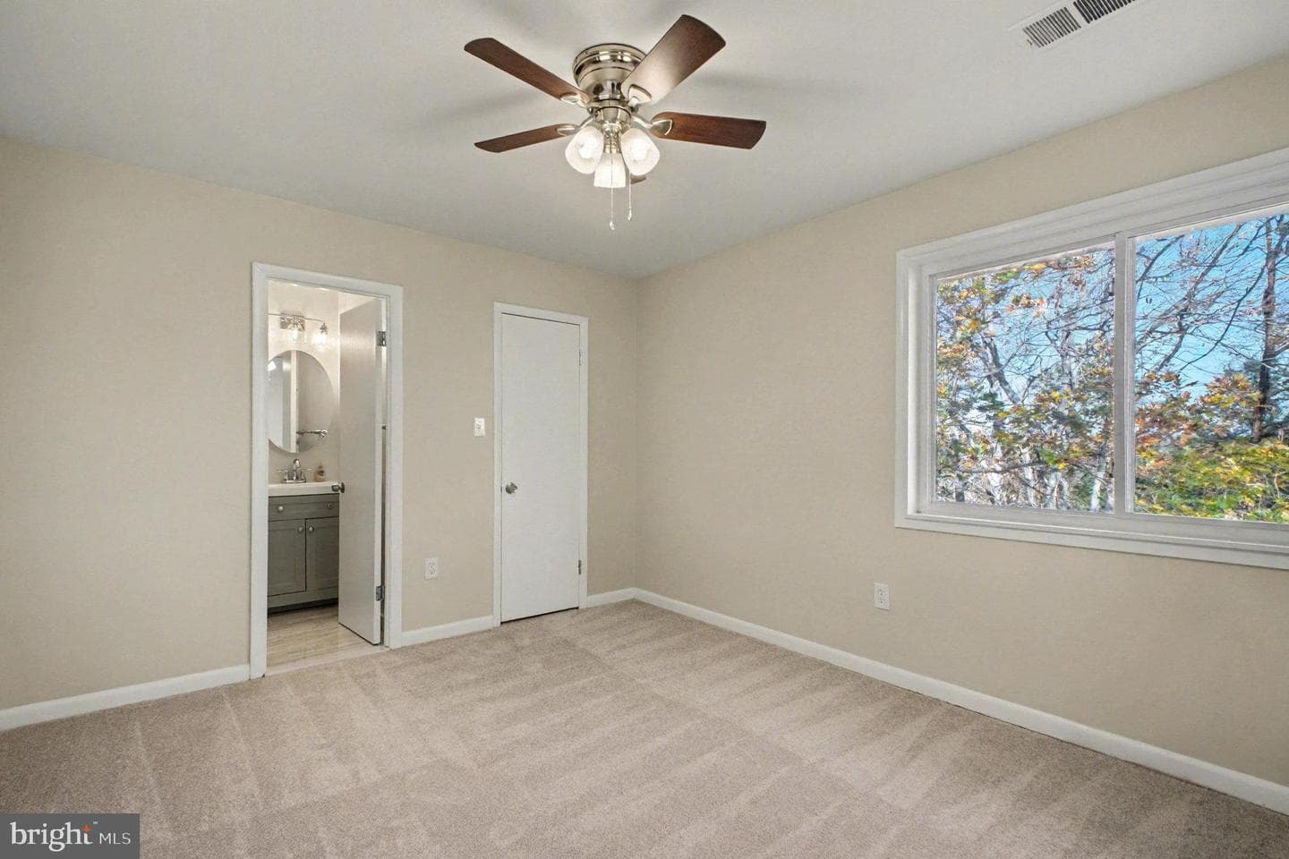 16 Wayside Court photo 7