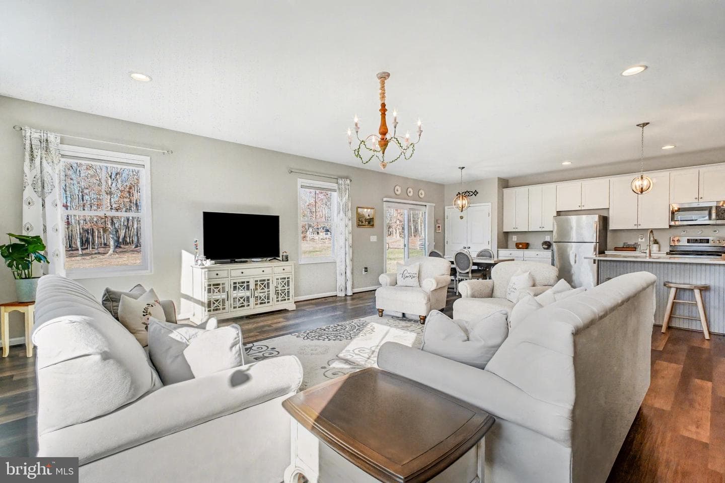 209 Liberty Hall Drive photo 13