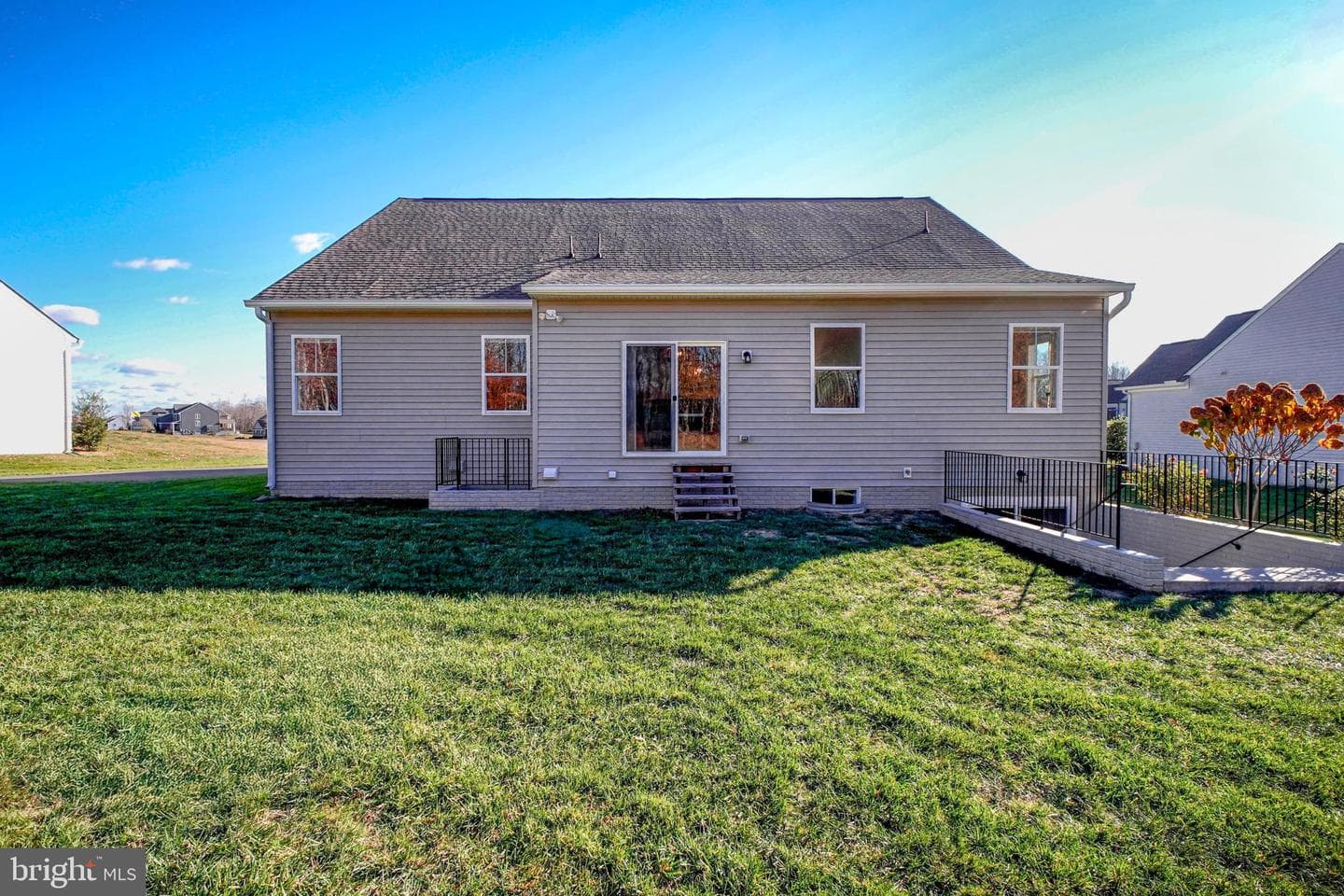209 Liberty Hall Drive photo 32