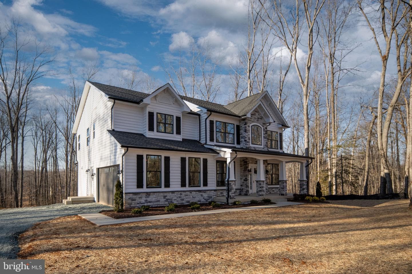569 Tacketts Mill Road photo 5