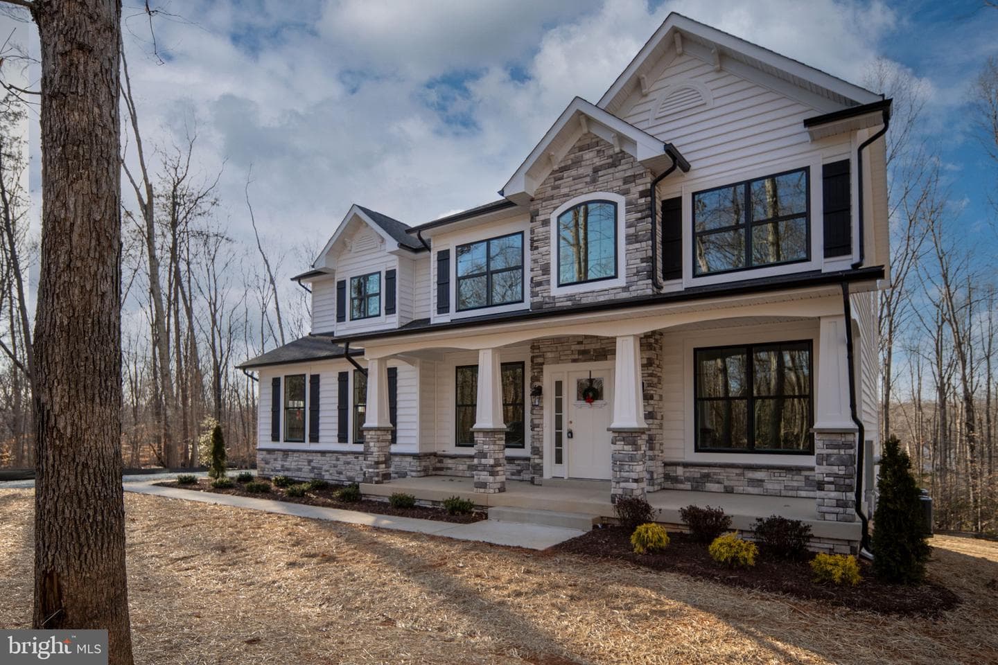 569 Tacketts Mill Road photo 8