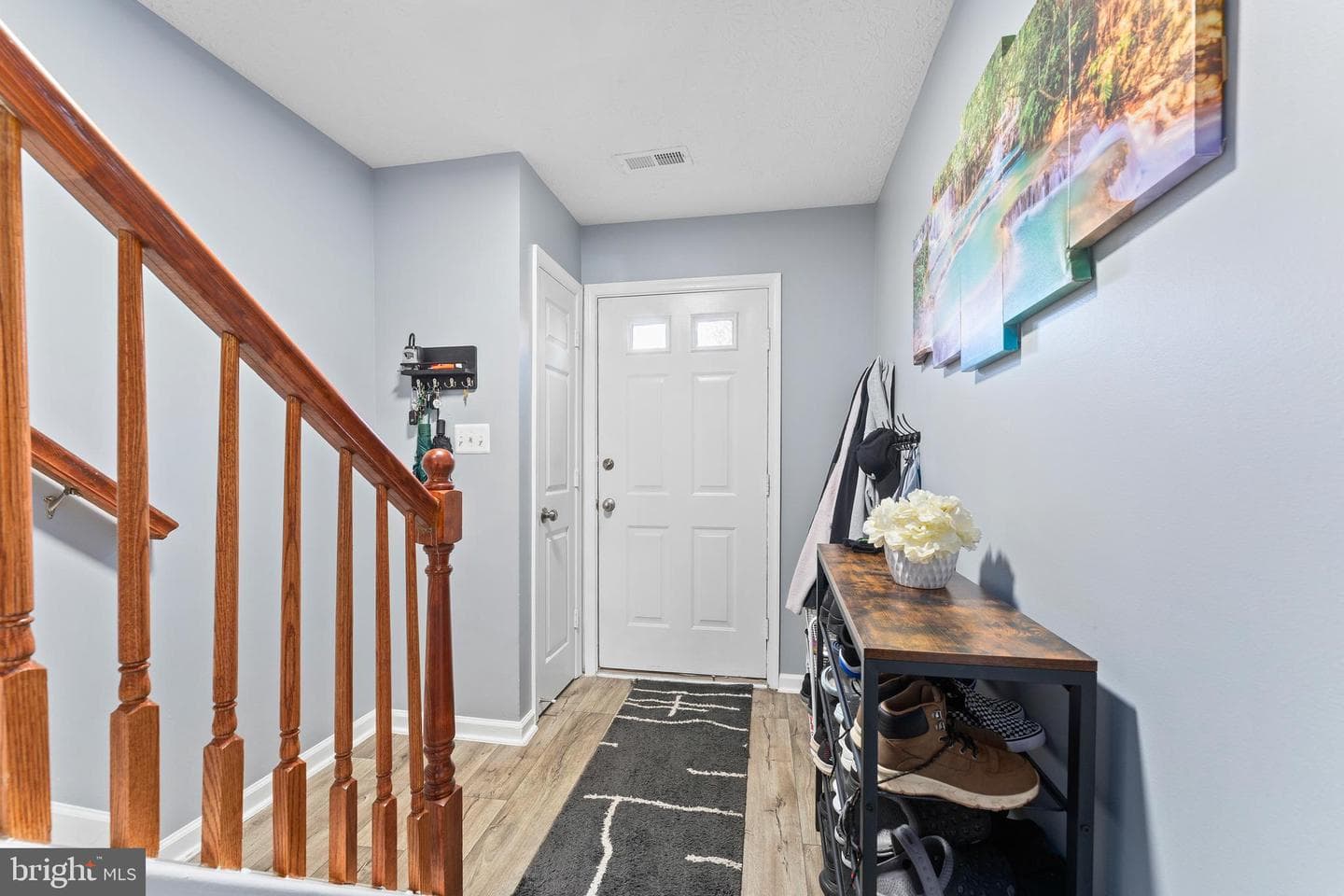 102 Charles Street photo 3