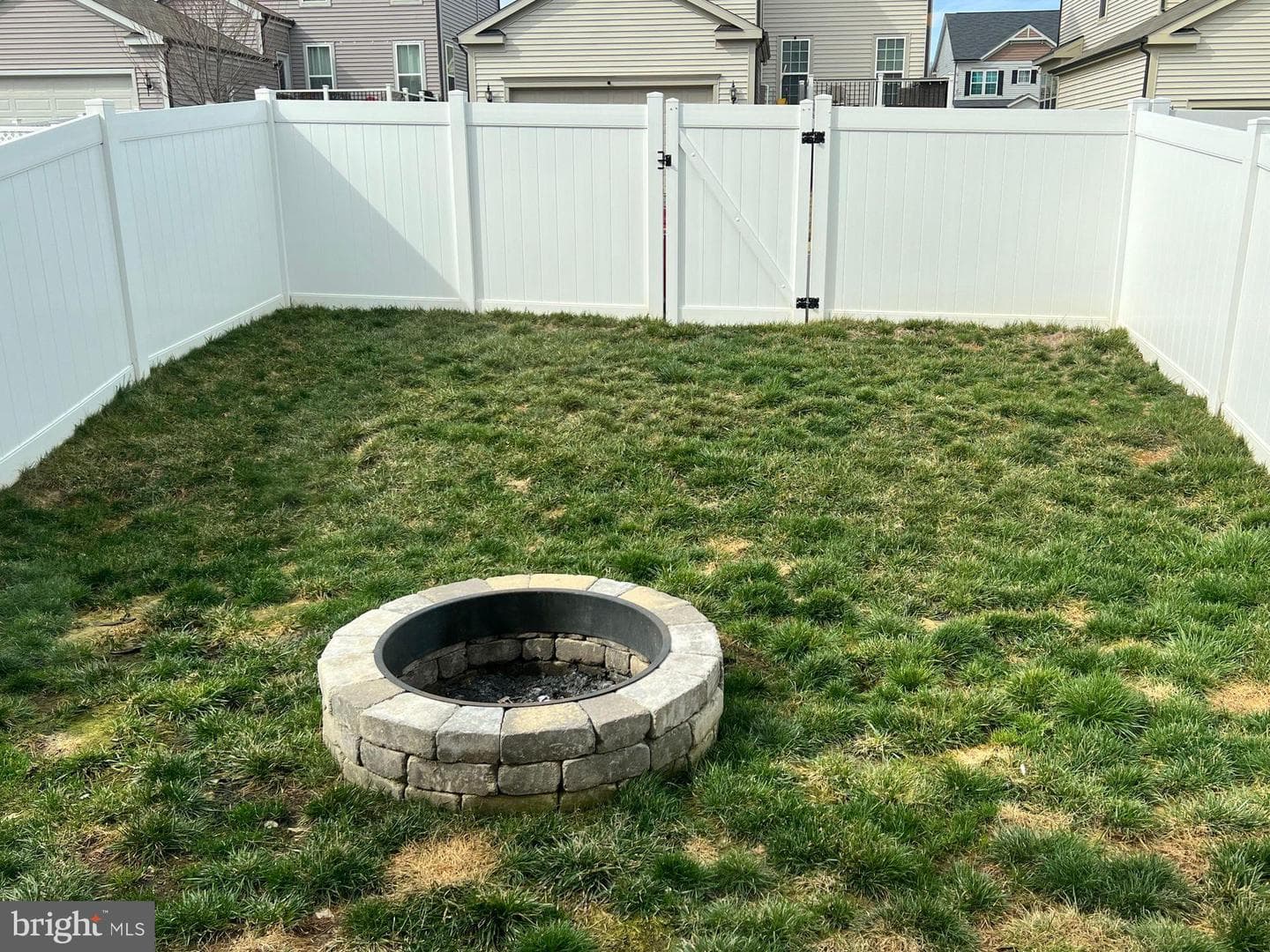 944 Basswood Drive photo 21