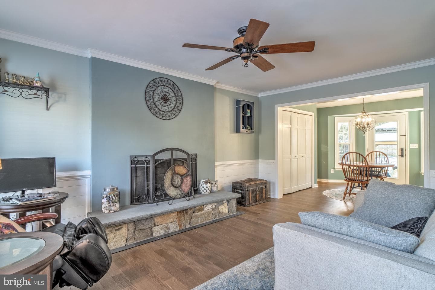 55 Kelly Way photo 22
