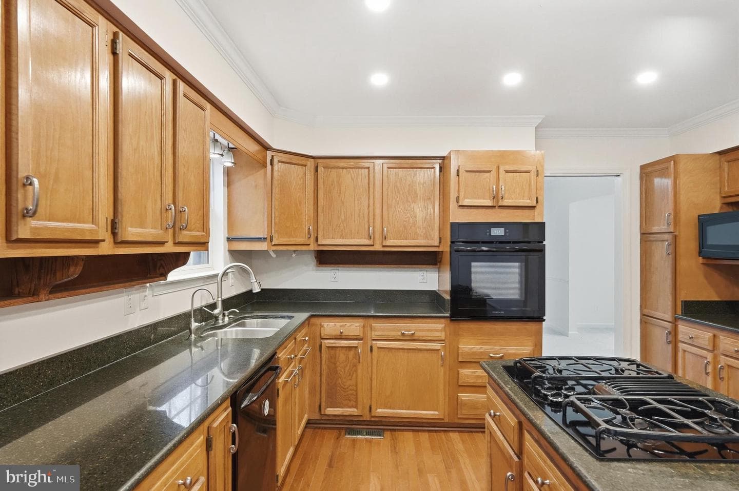 61 Hoovler Lane photo 14
