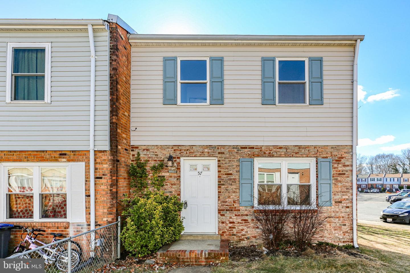 57 Bristol Court photo 2