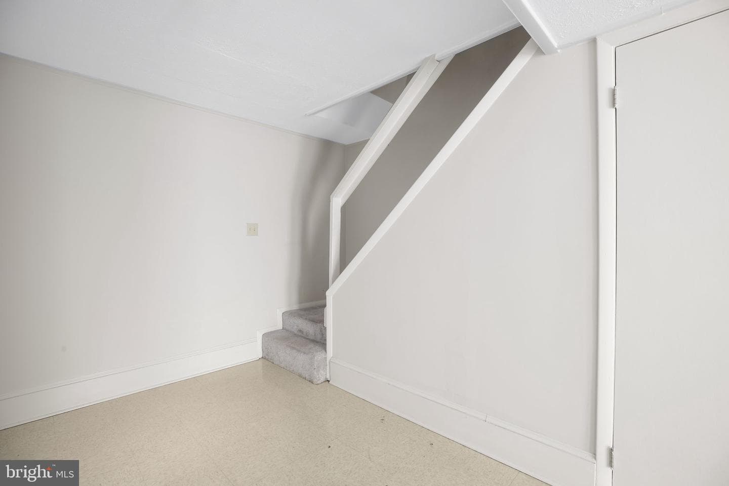57 Bristol Court photo 20