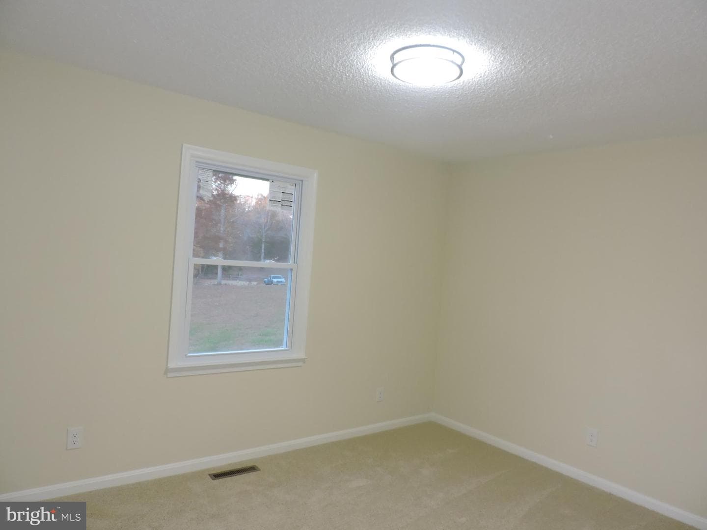 52 Forest Hill Lane photo 20