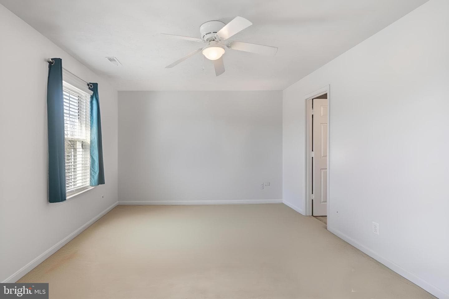 101 Bonair Street photo 23