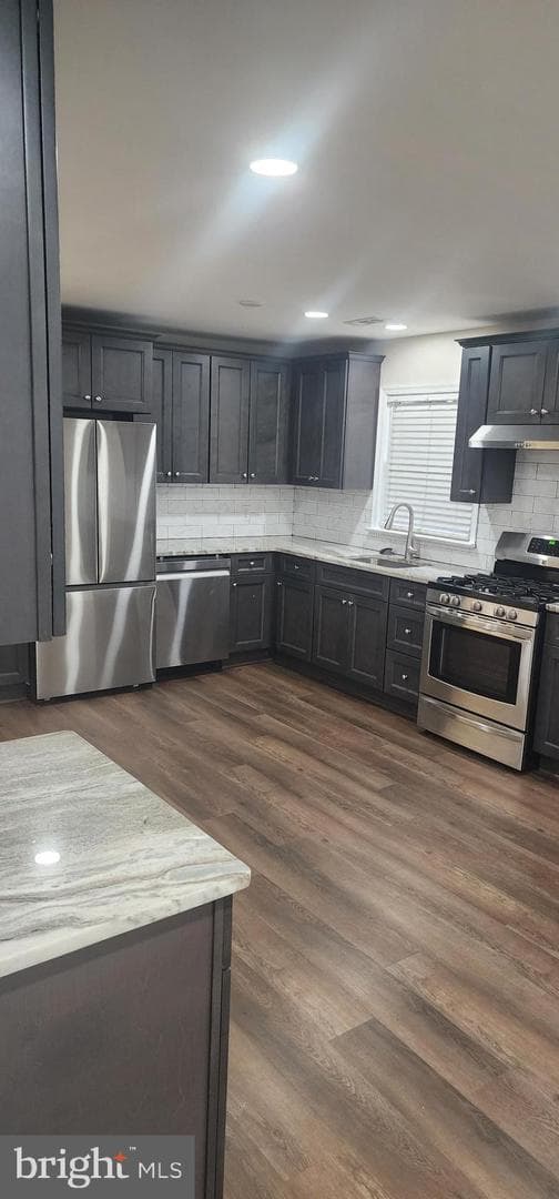 309 Burnside Avenue photo 39