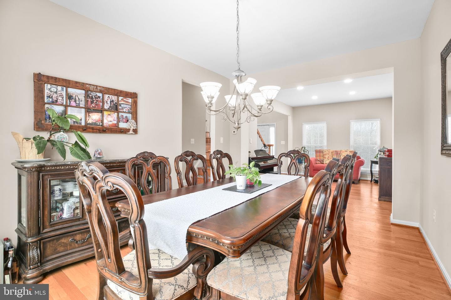 45 Crestwood Lane photo 8