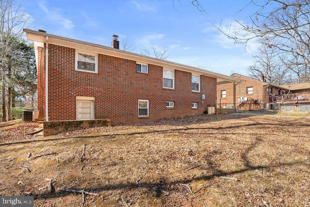 15 Winston Place photo 40