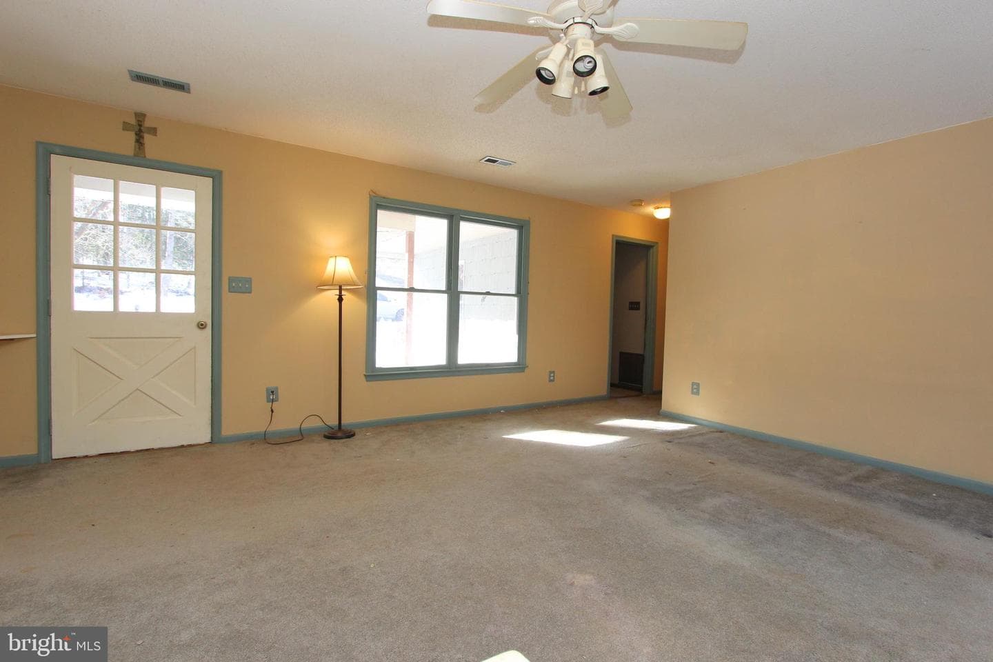 111 Green Acre Drive photo 5