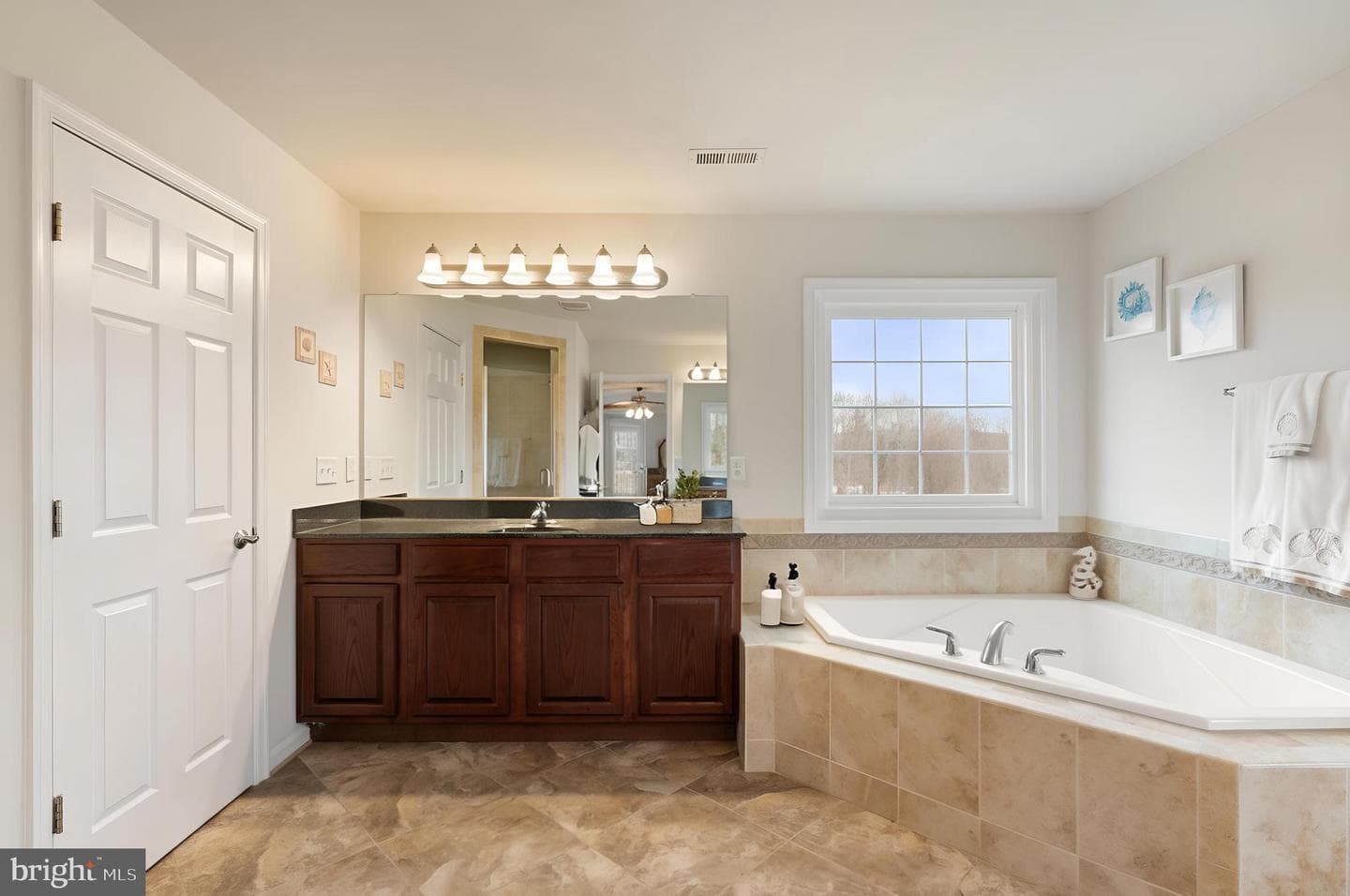 17 Kinsley Lane photo 7