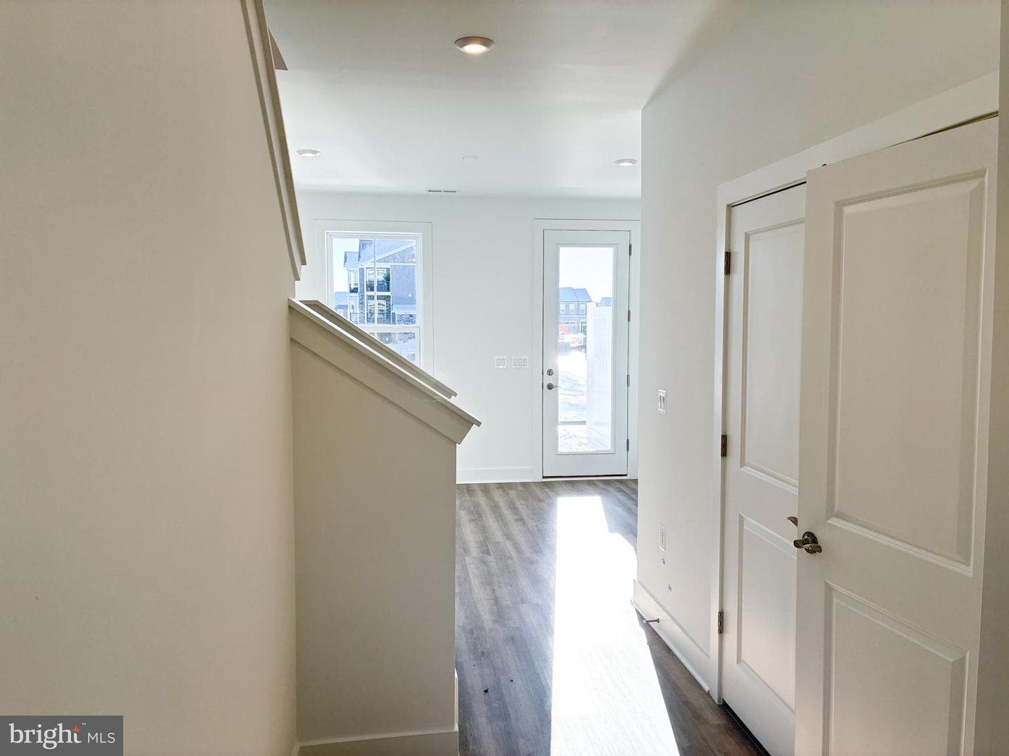 76 Valerian Loop #1 photo 2