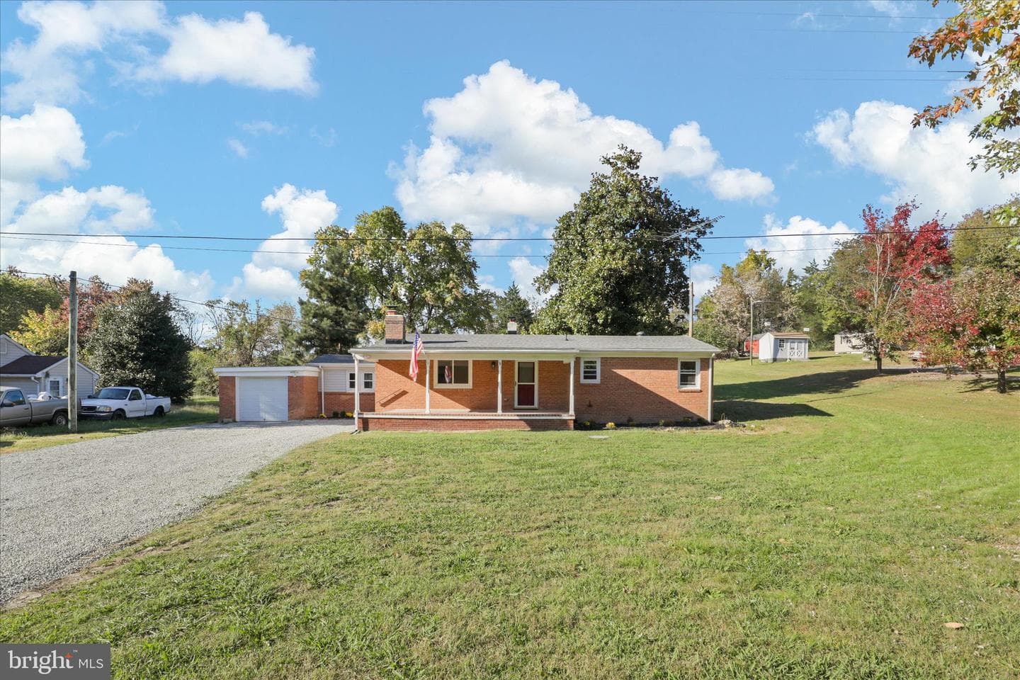 347 Forest Lane Road photo 2
