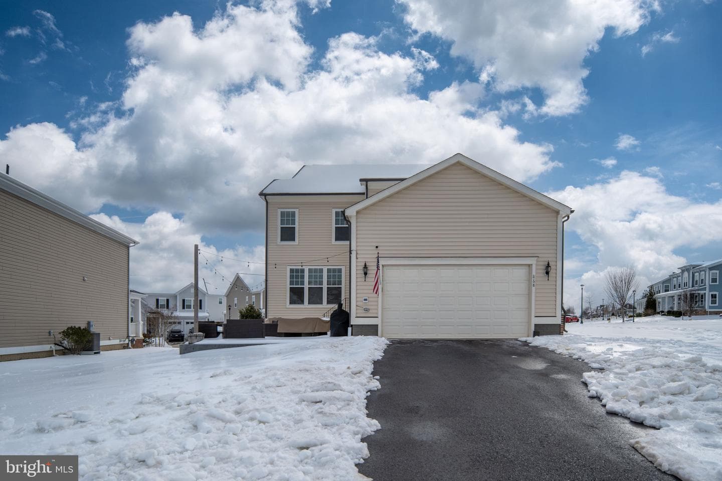 568 Coastal Avenue photo 62