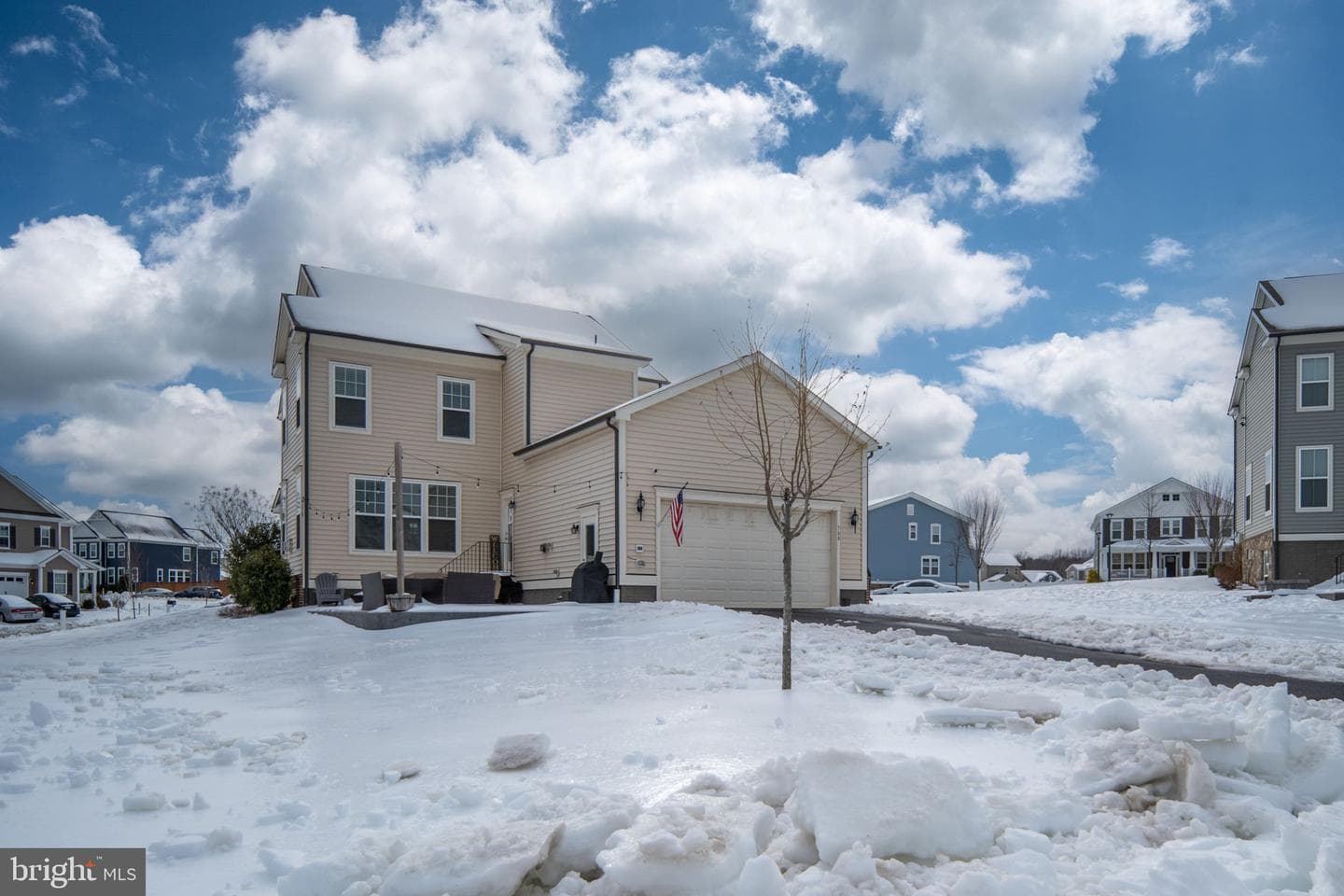 568 Coastal Avenue photo 63