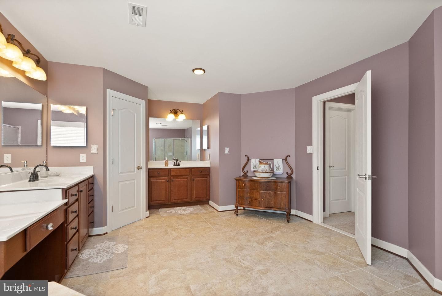 75 Regal Lane photo 43