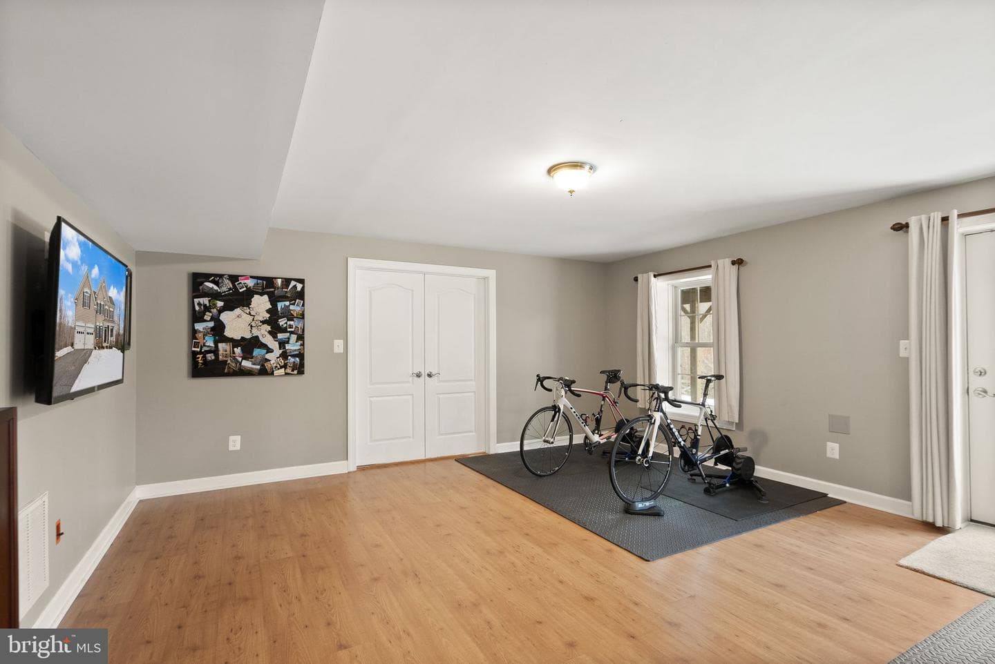 75 Regal Lane photo 56