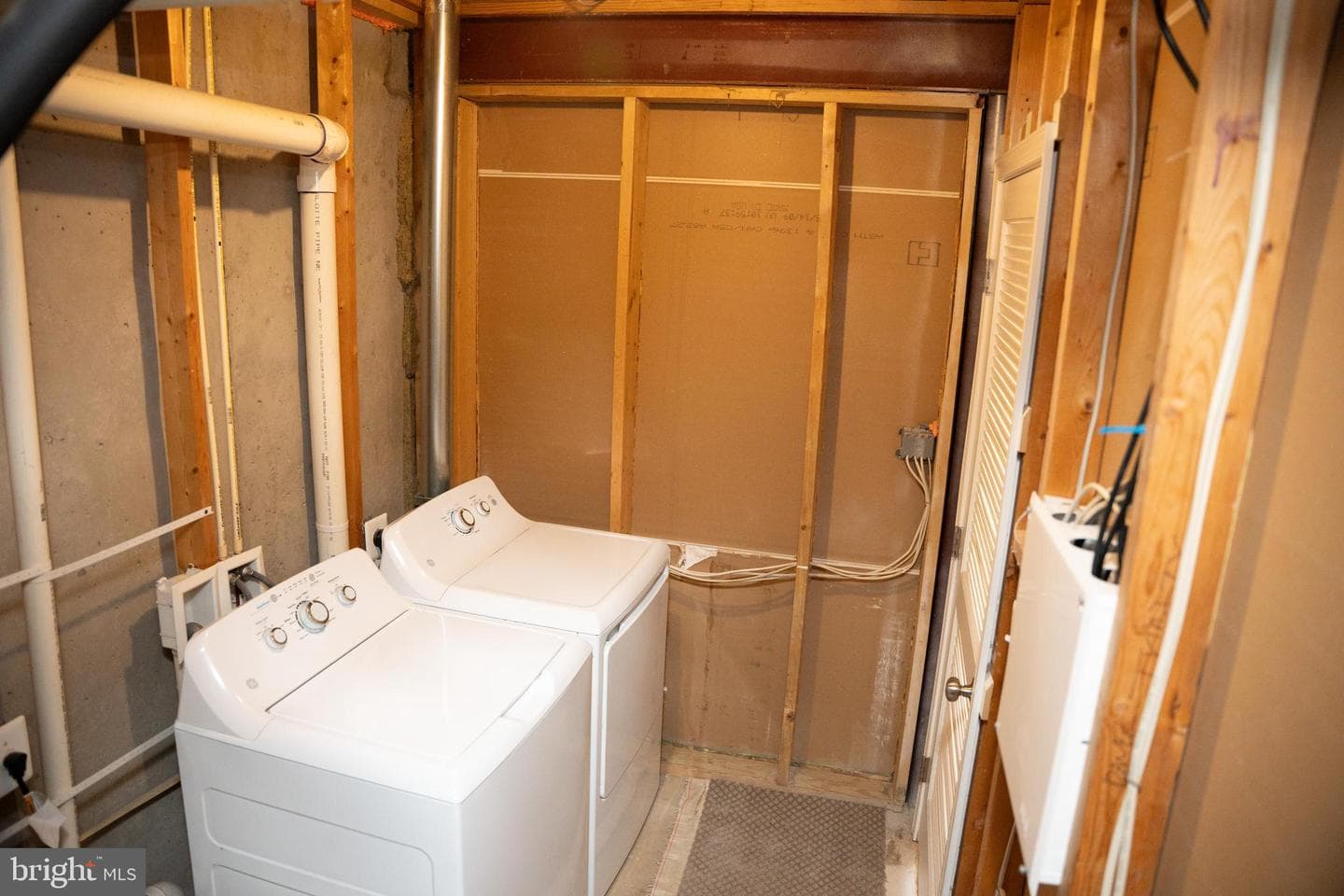 30 Hunting Creek Lane photo 11