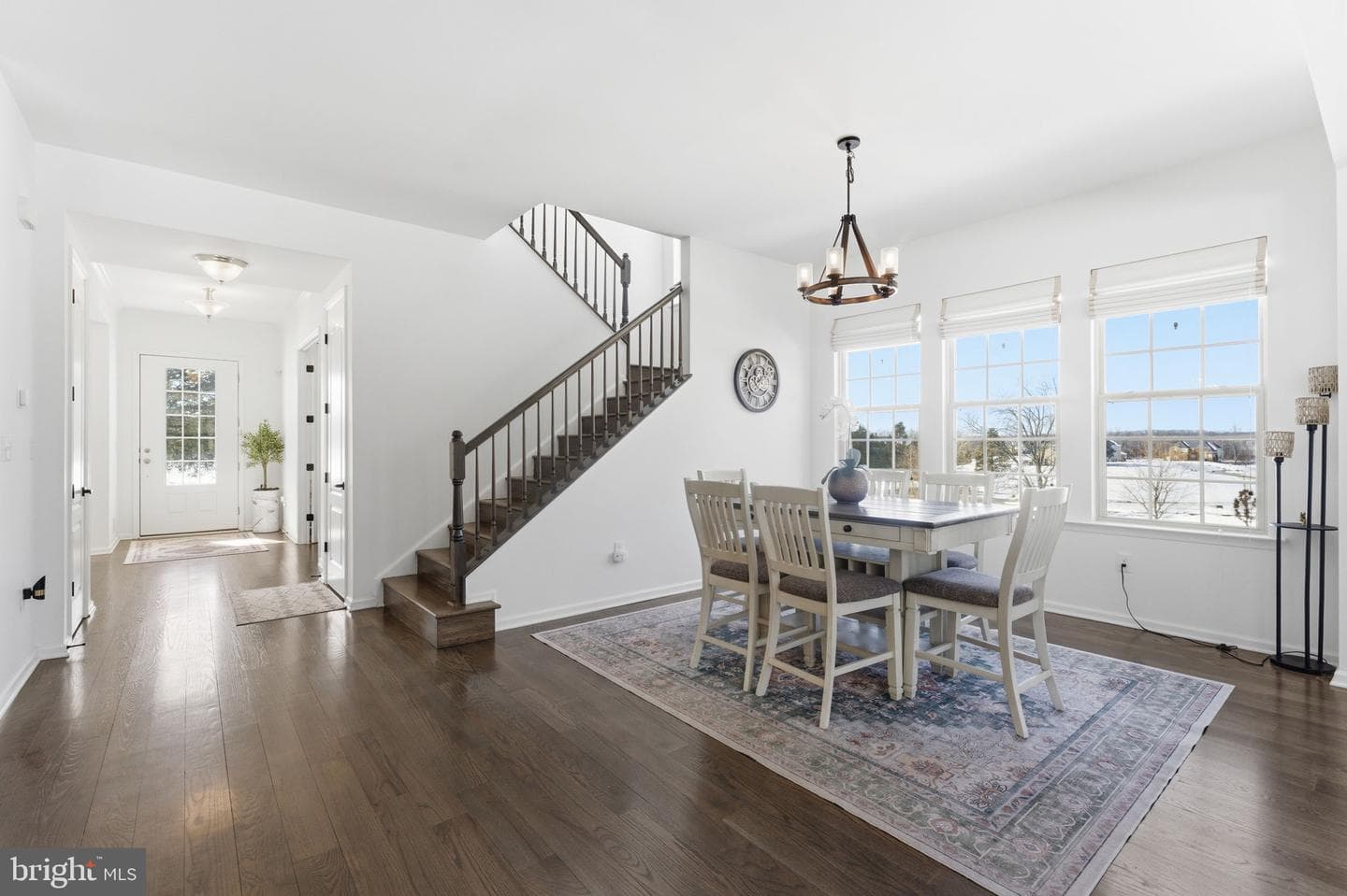 40 Edgewater Drive photo 29