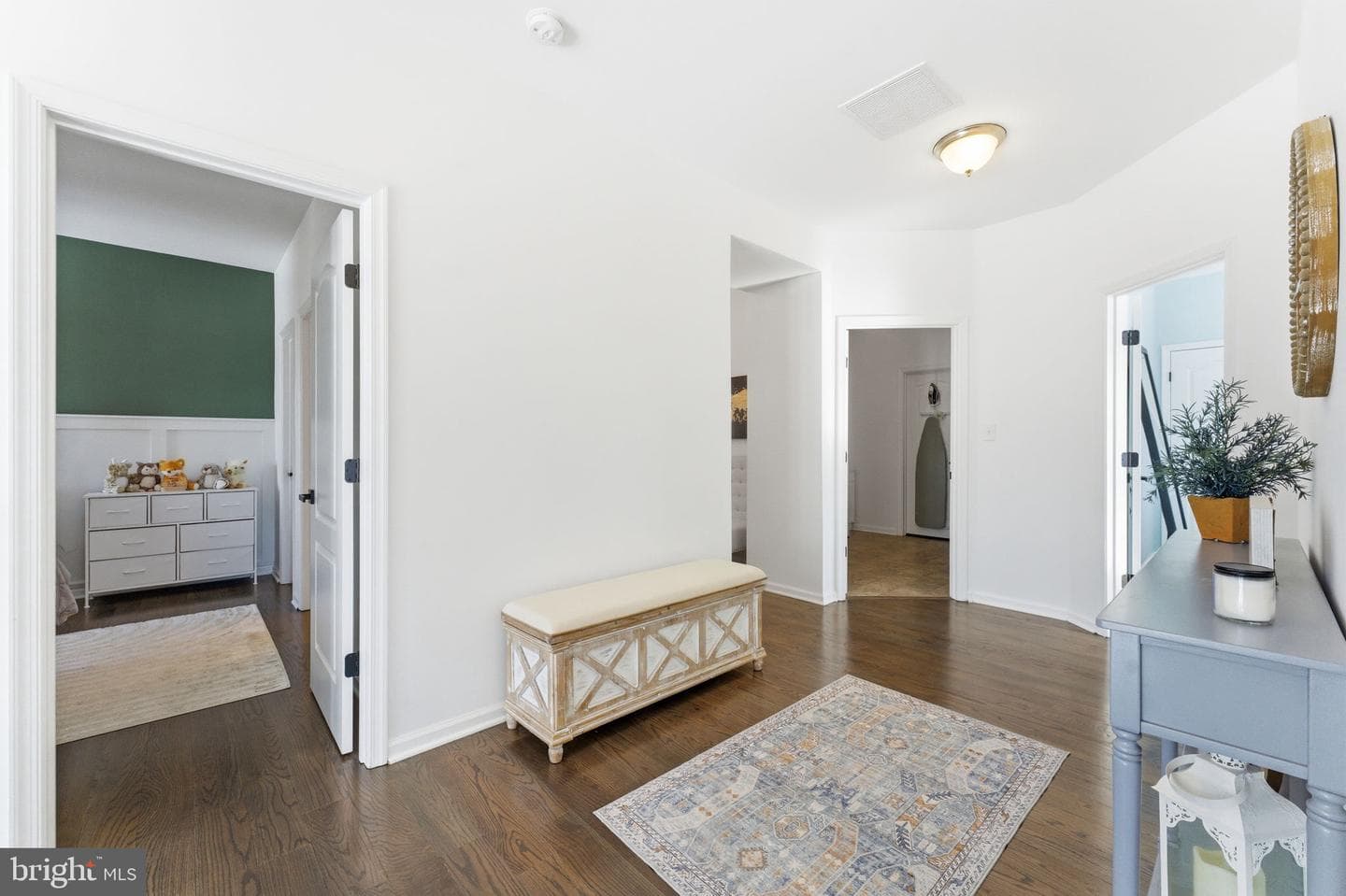 40 Edgewater Drive photo 42