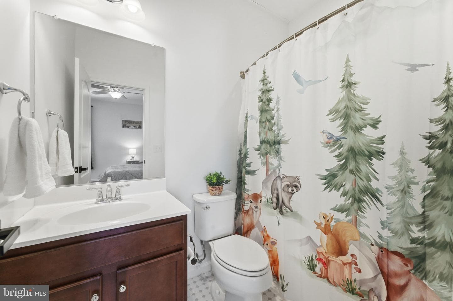 40 Edgewater Drive photo 60