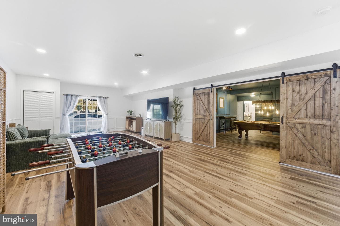 40 Edgewater Drive photo 63