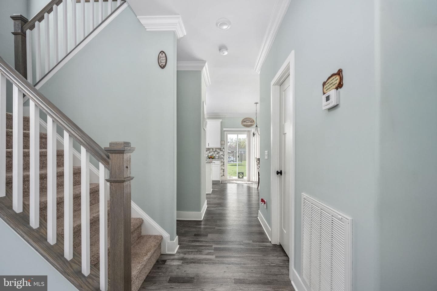 14 Carol Street photo 8