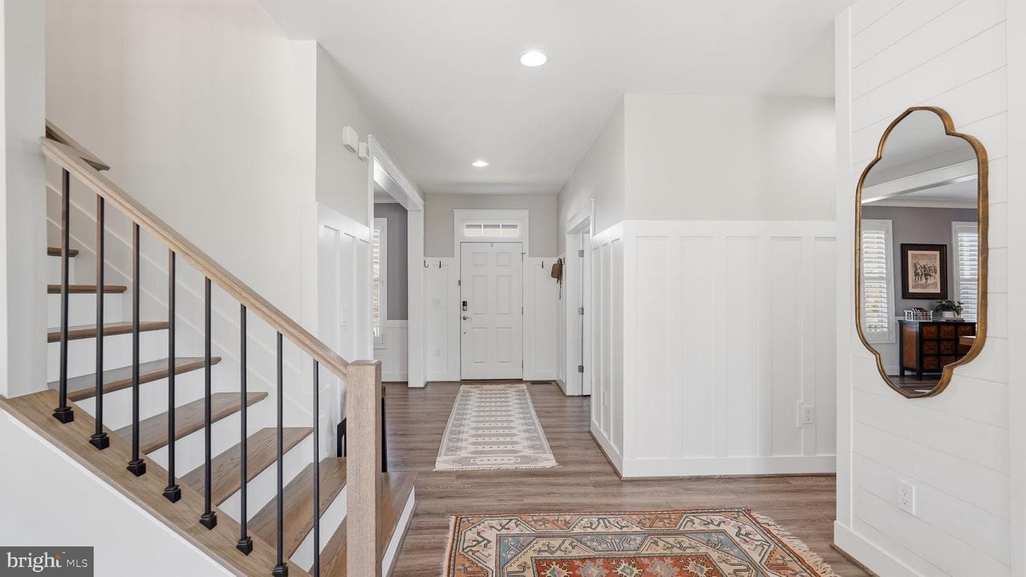 108 Brooke Point Court photo 17
