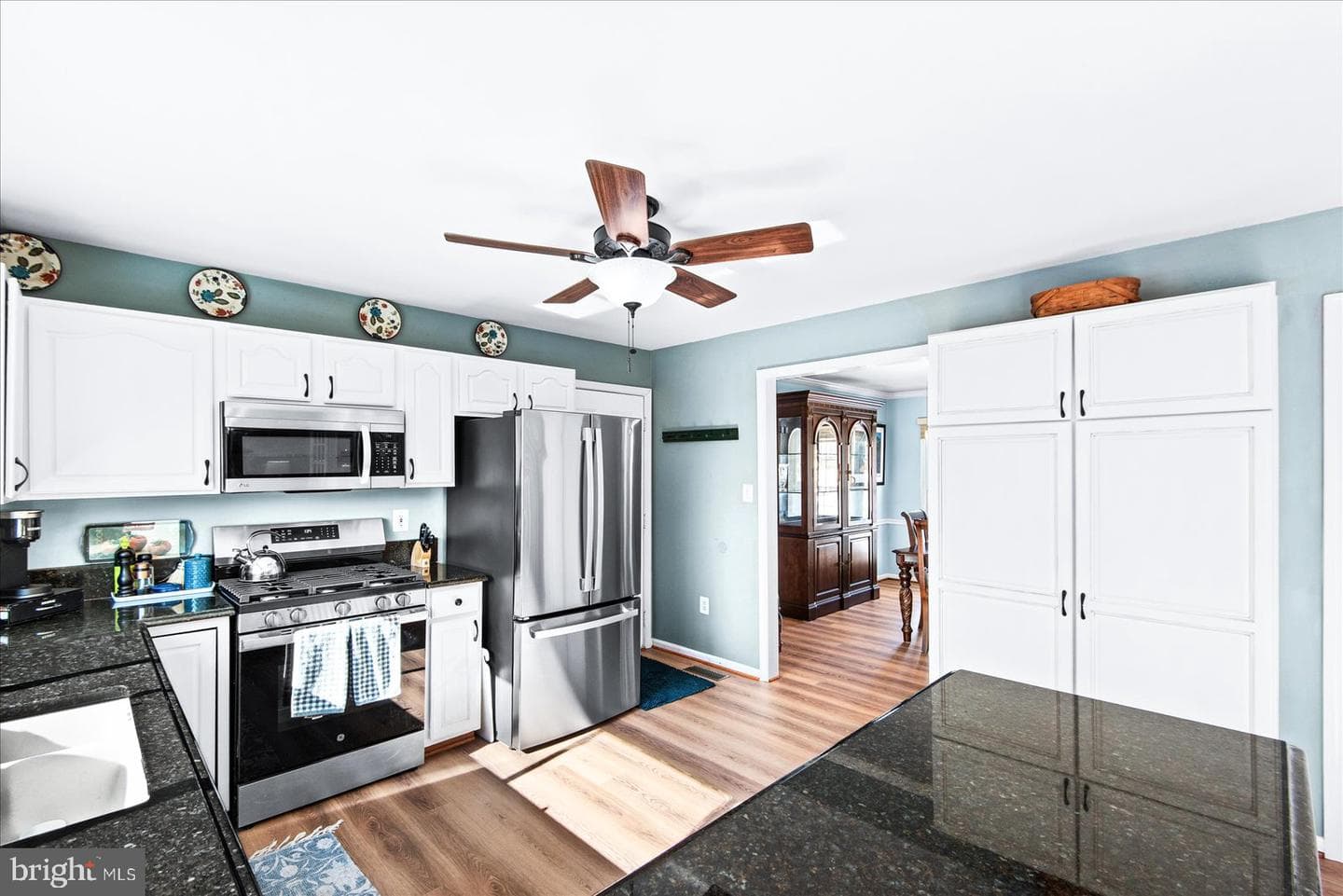 14 Baron Court photo 16