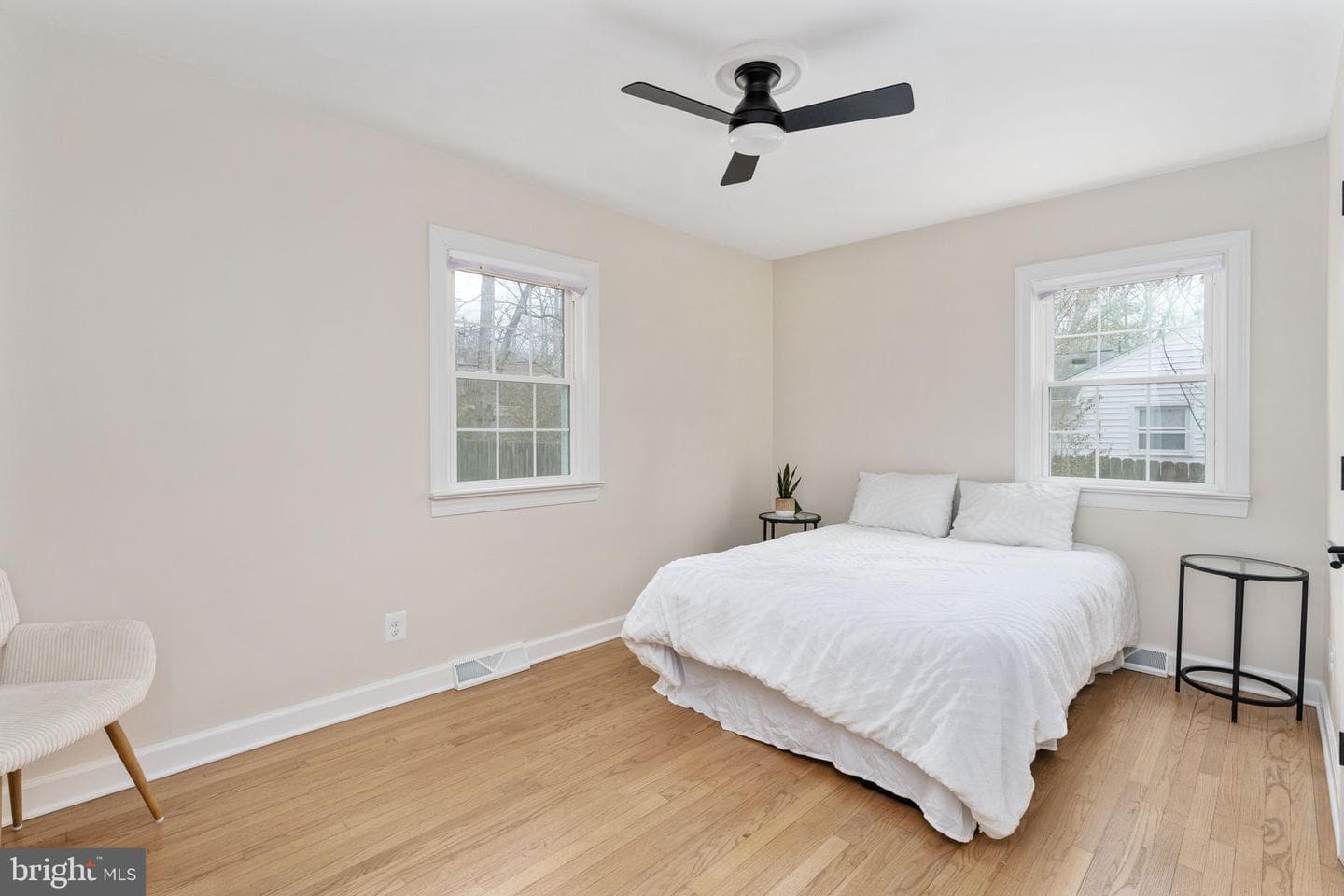 8 Patrick Henry Street photo 19