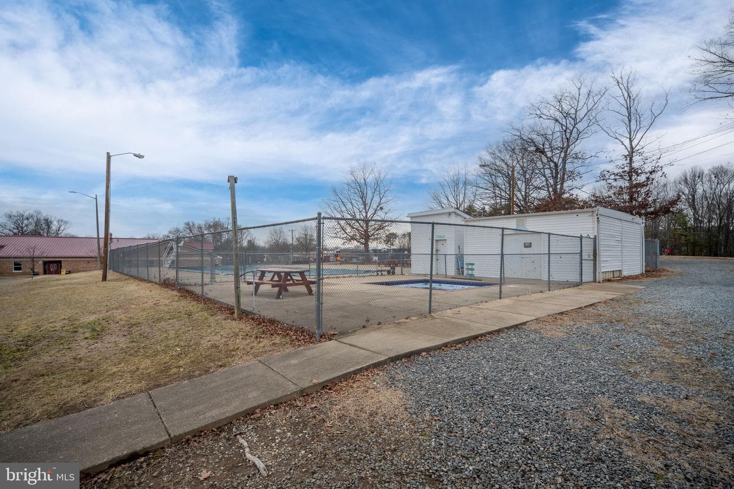 8 Patrick Henry Street photo 37