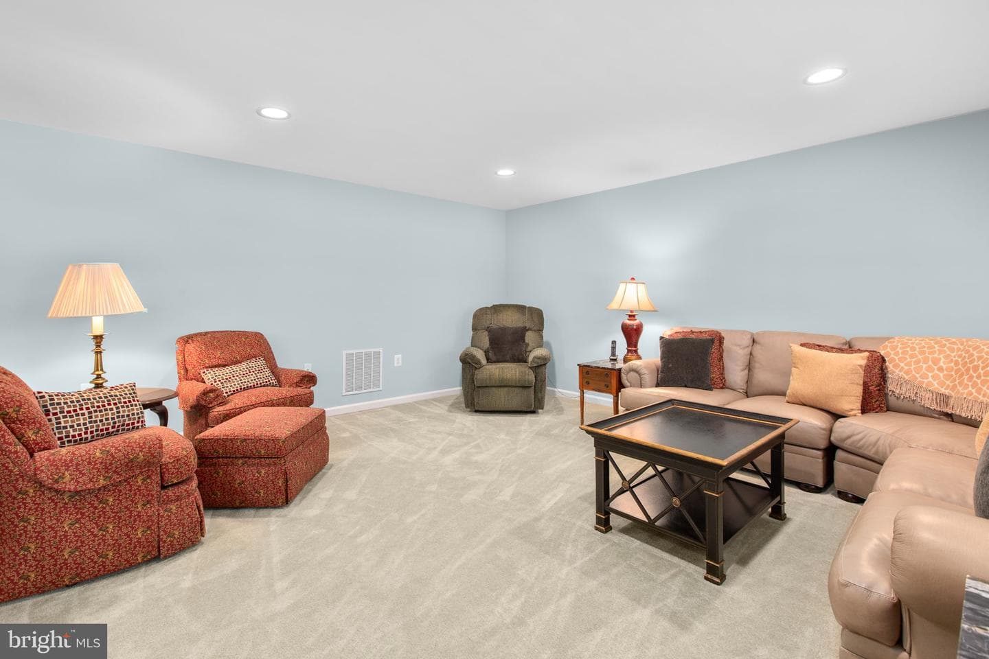 4 Covington Drive photo 31