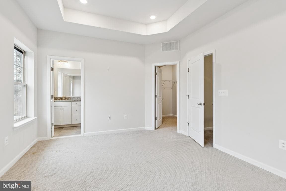 152 Shaded Valley Court photo 9