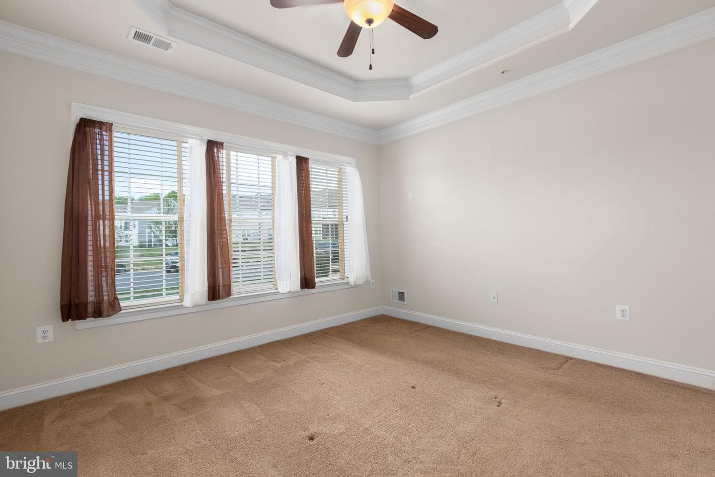 195 Castle Hill Drive photo 29