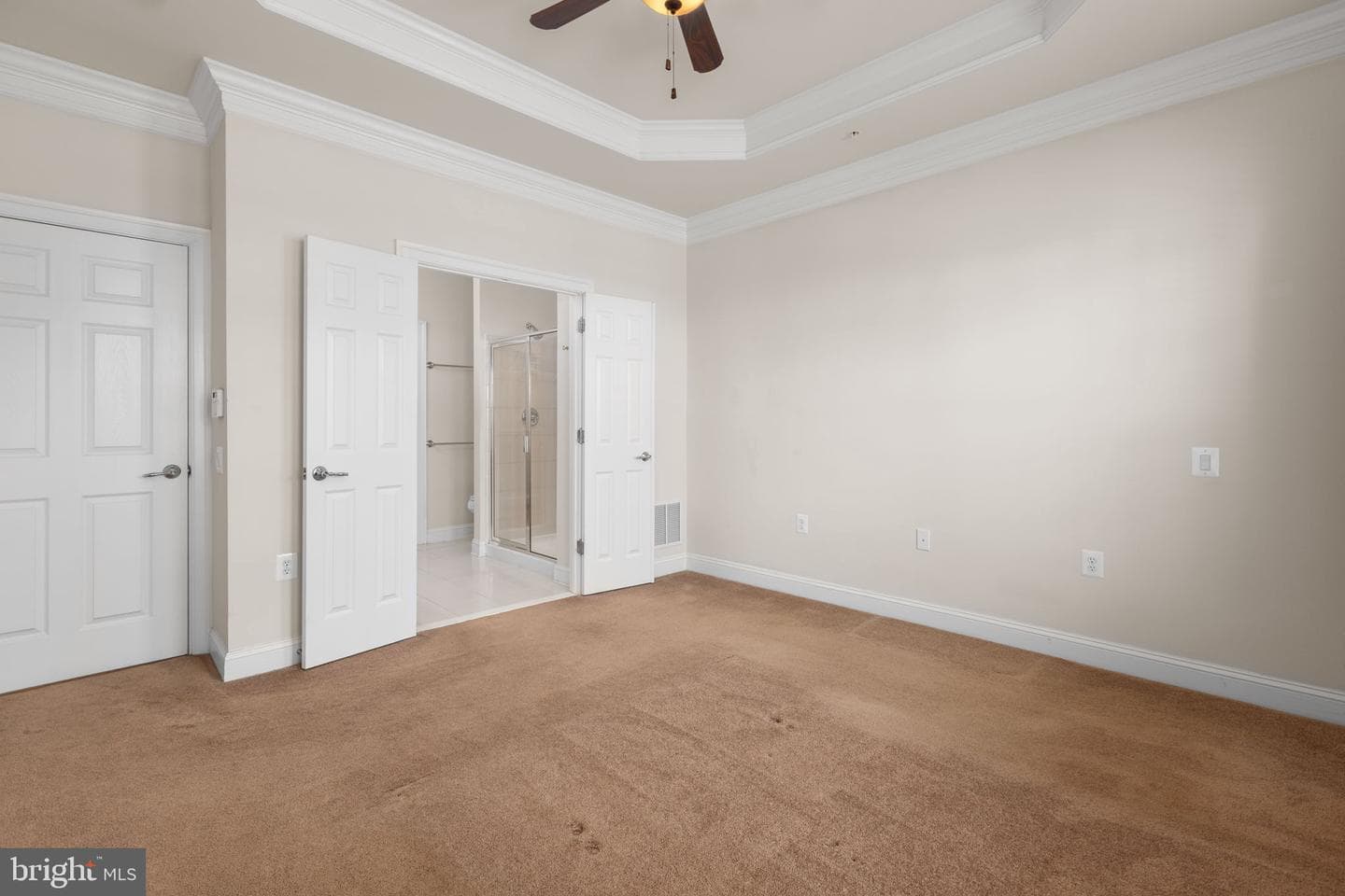 195 Castle Hill Drive photo 32