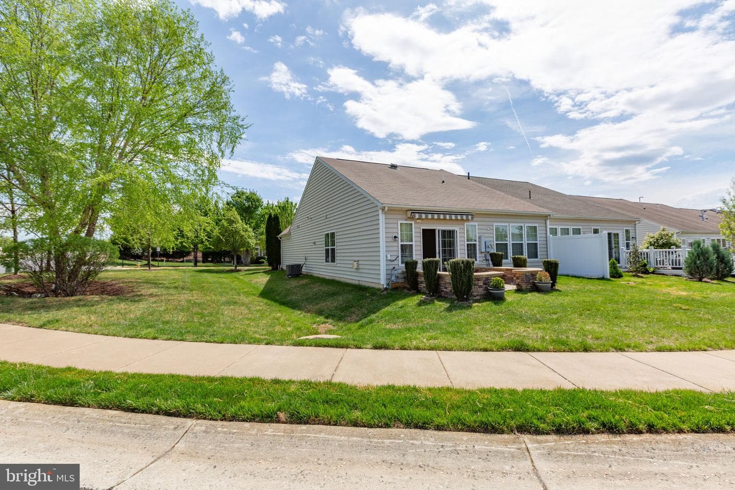 195 Castle Hill Drive photo 43