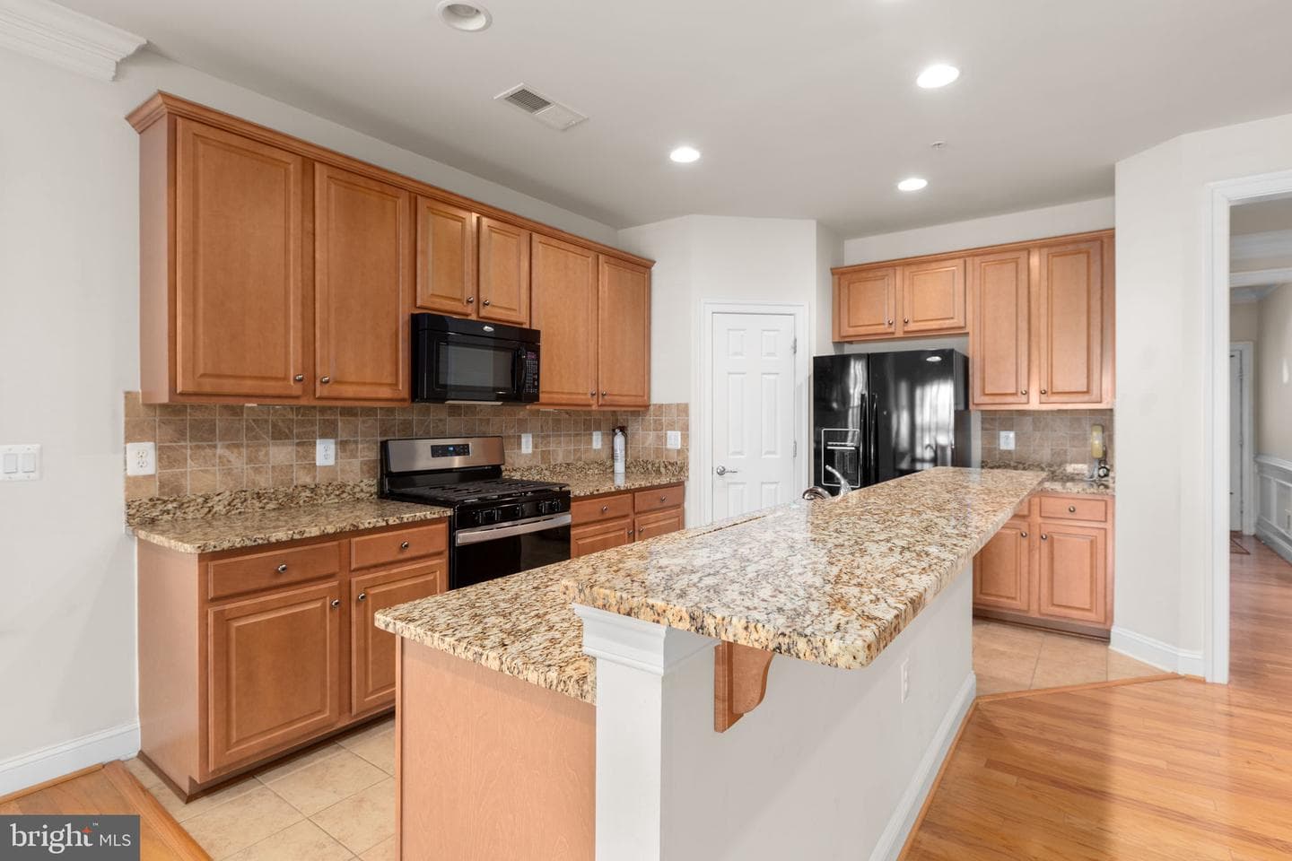 195 Castle Hill Drive photo 5