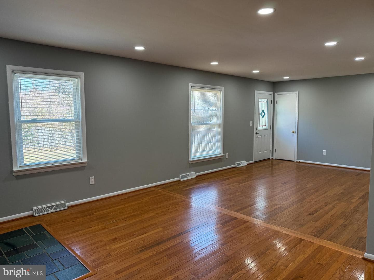 8 Ash Lane photo 9