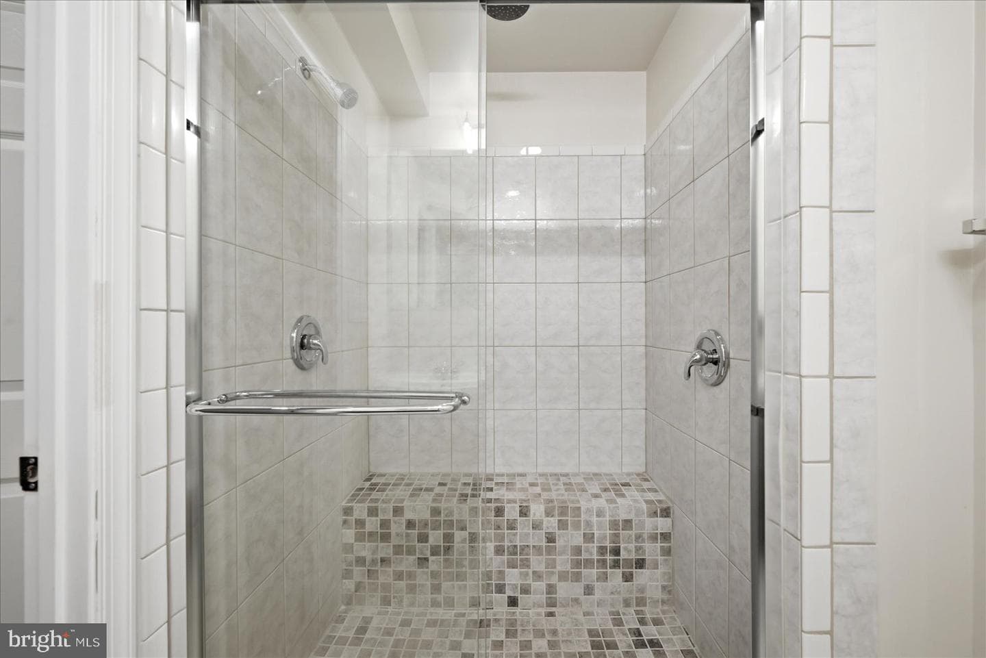 195 Woodstream Boulevard photo 19
