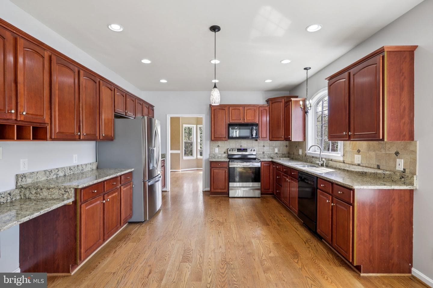 102 Richmond Cove photo 7